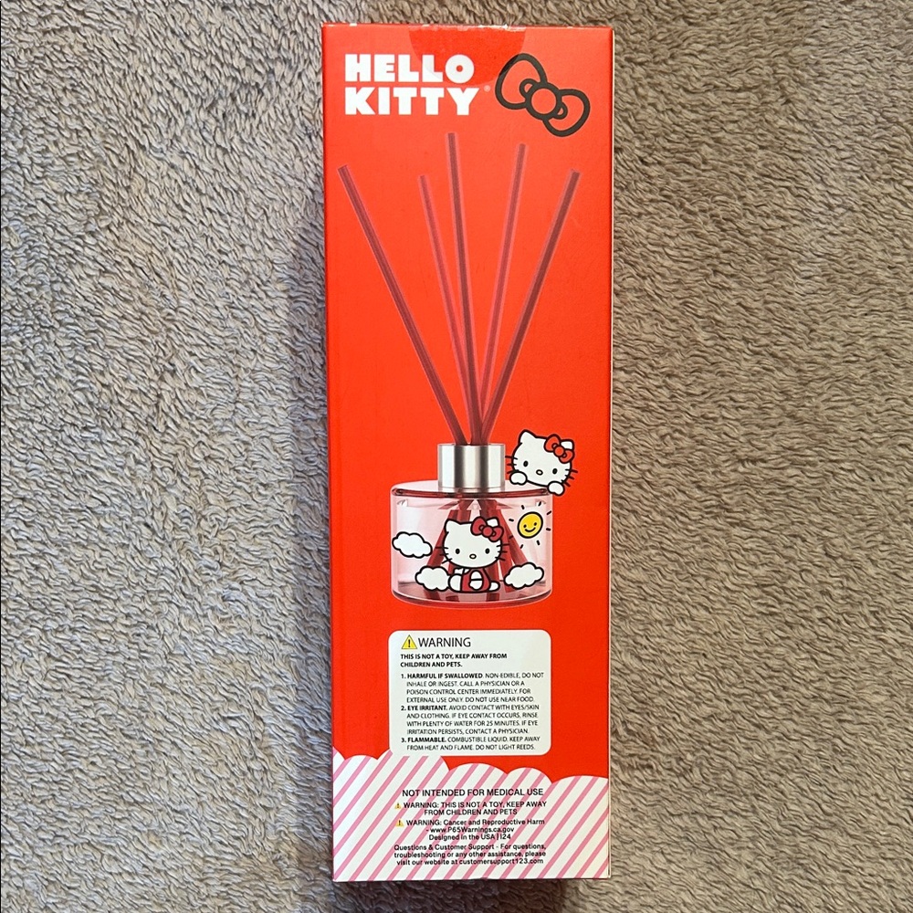 Hello Kitty Red Aroma Reed Diffuser - Picture 3 of 5